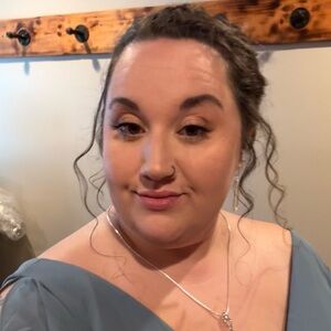 Meet your Posher, Allison